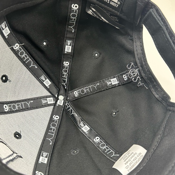 Hat - Picture 3 of 3